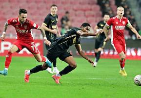 Amedspor, Samsunspor'u deplasmanda 2-1 yenerek liderliğe yükseldi