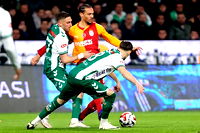 Galatasaray, Konya'da yıkıldı