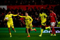 İngiltere'de Fenerbahçe manşetleri