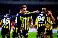 Fenerbahçe, 3 puanı 3 golle aldı
