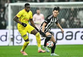 Beşiktaş'tan Dolmabahçe'de gövde gösterisi