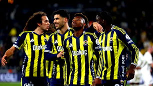 Nene yıldızlaştı, Fenerbahçe dört golle Gaziantep'i geçti