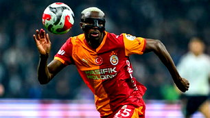 Osimhen, Barcelona'nın listesinde