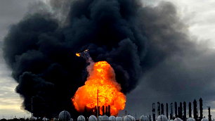 Hayfa'da bulunan petrol rafinerisi hedefte