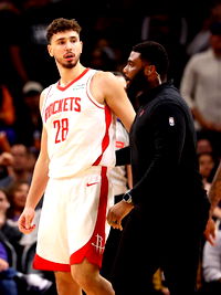 Alperen'in 13 sayısı galibiyete yeterli olmadı