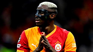 Osimhen, İngiltere’de tartışmalarının merkezinde