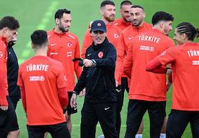 Montella'dan Romanya maçı öncesi uyarı