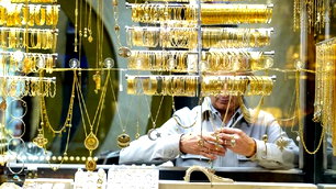 Altın piyasasında gün sonunda düşüş