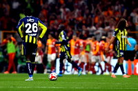 Fenerbahçe'de taşlar yerinden oynuyor