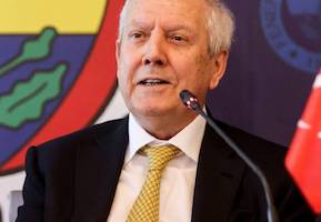 Aziz Yıldırım'dan politika eleştirisi