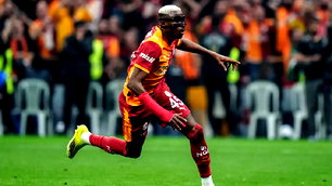 Osimhen'nin transfer gündemini hocası açıkladı
