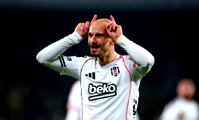 Hoca için yönetime rest çekti