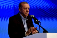 "Başörtüsü bu toprakların normalidir"
