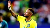 Neymar geri döndü, Brezilya tur atladı