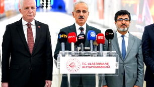İstanbul raylı ulaşım ağına bir yeni hat daha eklendi