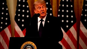 Trump'tan İran açıklaması: "Görüşmeler devam ediyor"