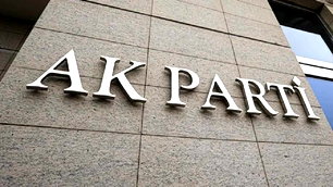 Ak Parti'de dört ilde görev değişikliği