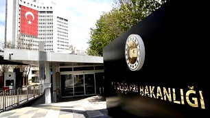 Dış temsilciliklerde diplomatlara görev değişikliği