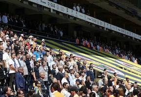 Fenerbahçe'de seçim gergin başladı