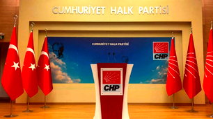CHP'de 7 il başkanı görevinden alındı