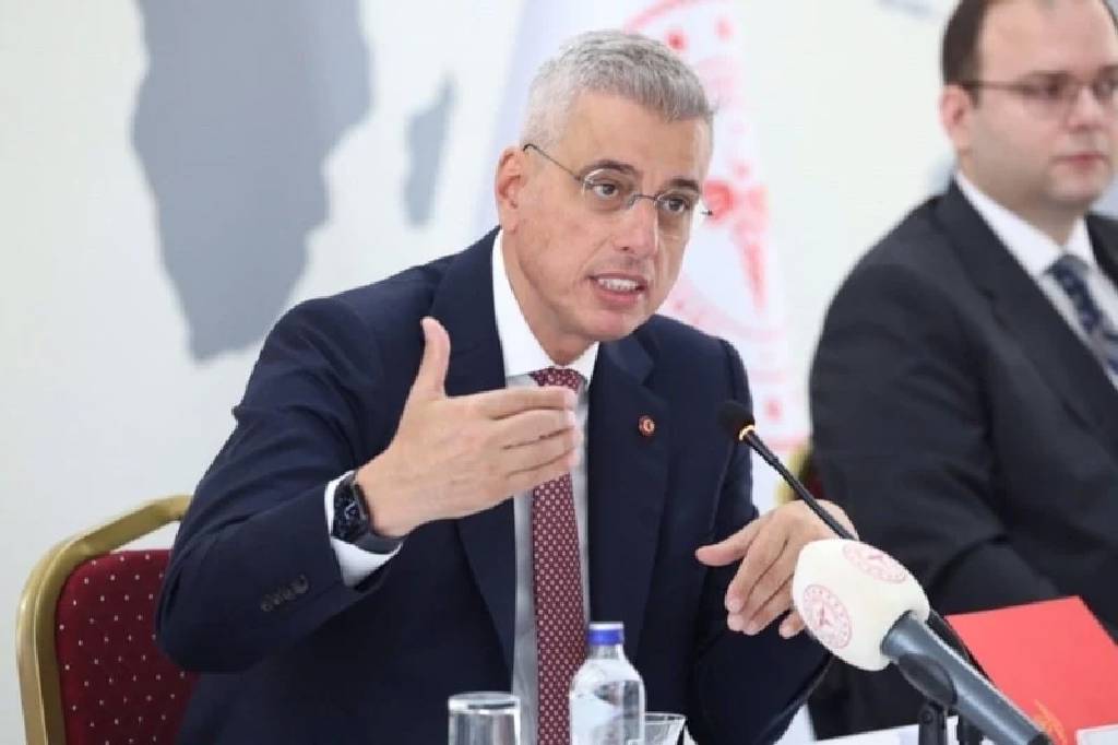 "Yerli aşı, ilaç ve tıbbi cihaz üretilecek"