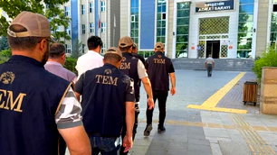 3 İlde eş zamanlı FETÖ operasyonu düzenlendi