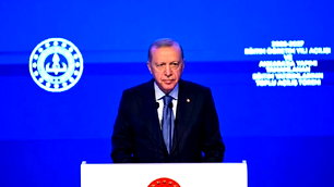 "Sınav başarısı kadar manevi değerler de önemli"