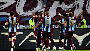 Trabzonspor'dan Galatasaray'a tarihi darbe: "4-0"