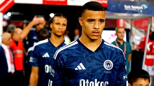 Fenerbahçe'de 4 futbolcu için yeni karar