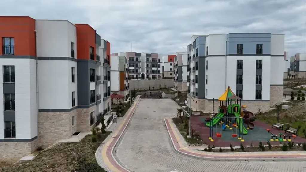Sosyal konut projesinden konut blokları