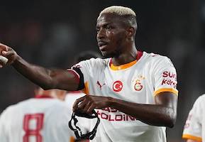 Beklenen Osimhen müjdesi çıktı